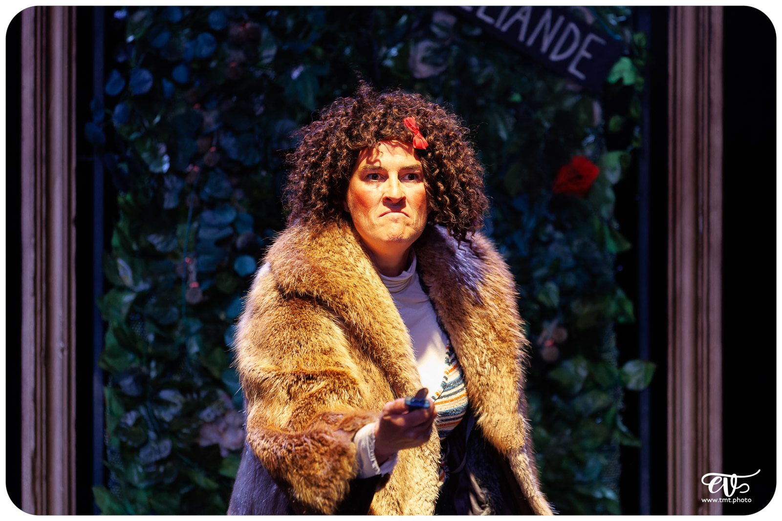 ON VOUS RACONTE DES HISTOIRES (CIE DU DÉTOUR)